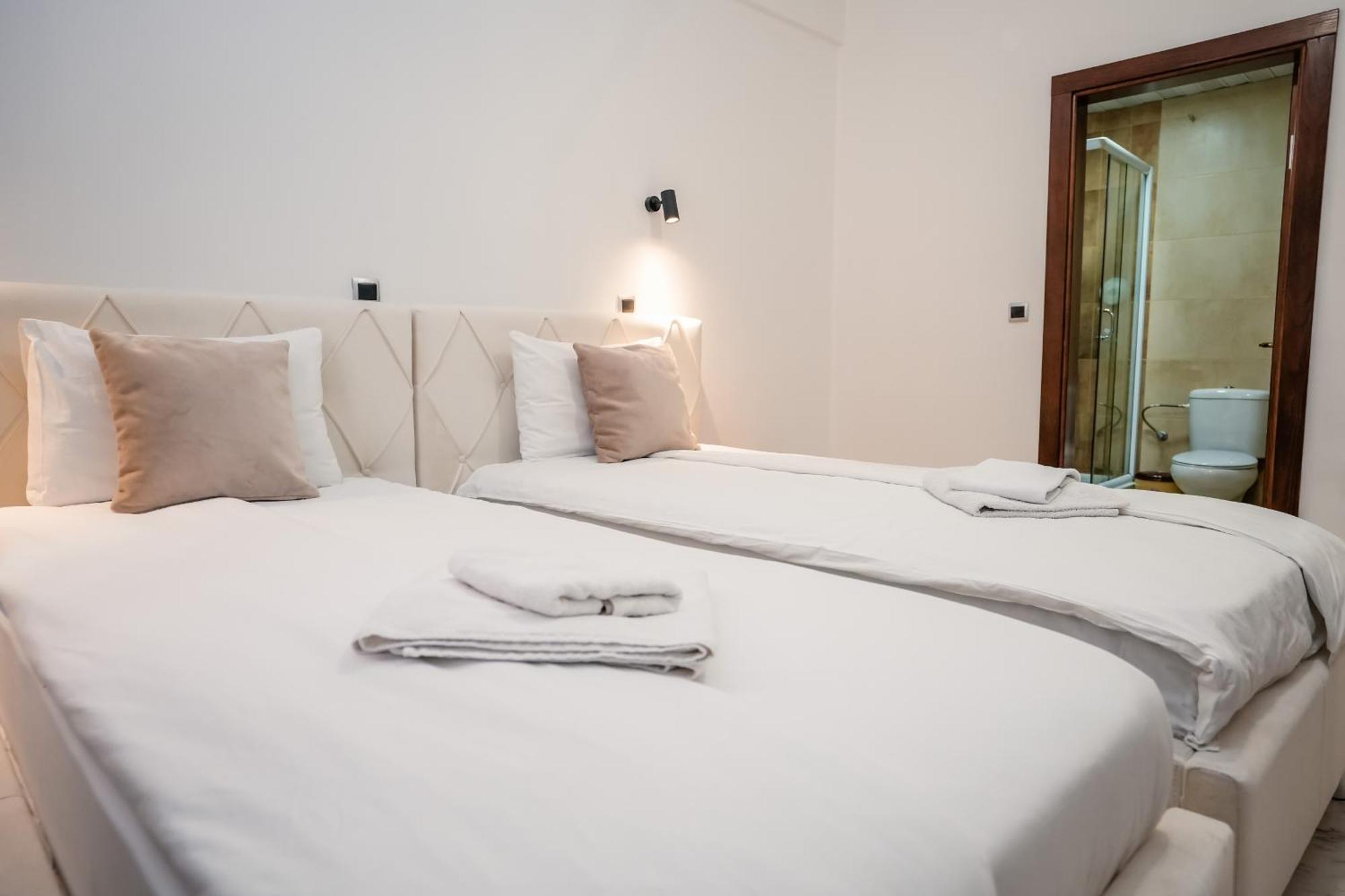 Delago Apartment โอครีด ภายนอก รูปภาพ