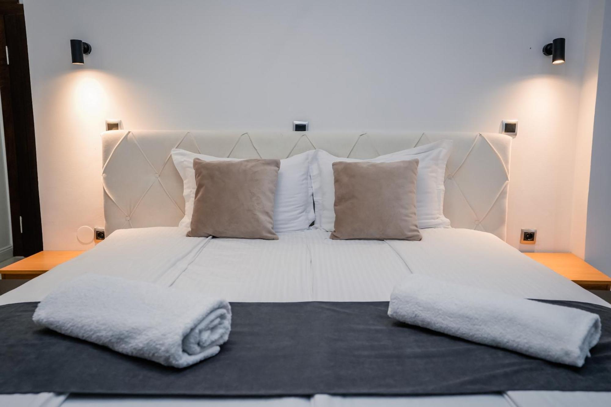 Delago Apartment โอครีด ภายนอก รูปภาพ