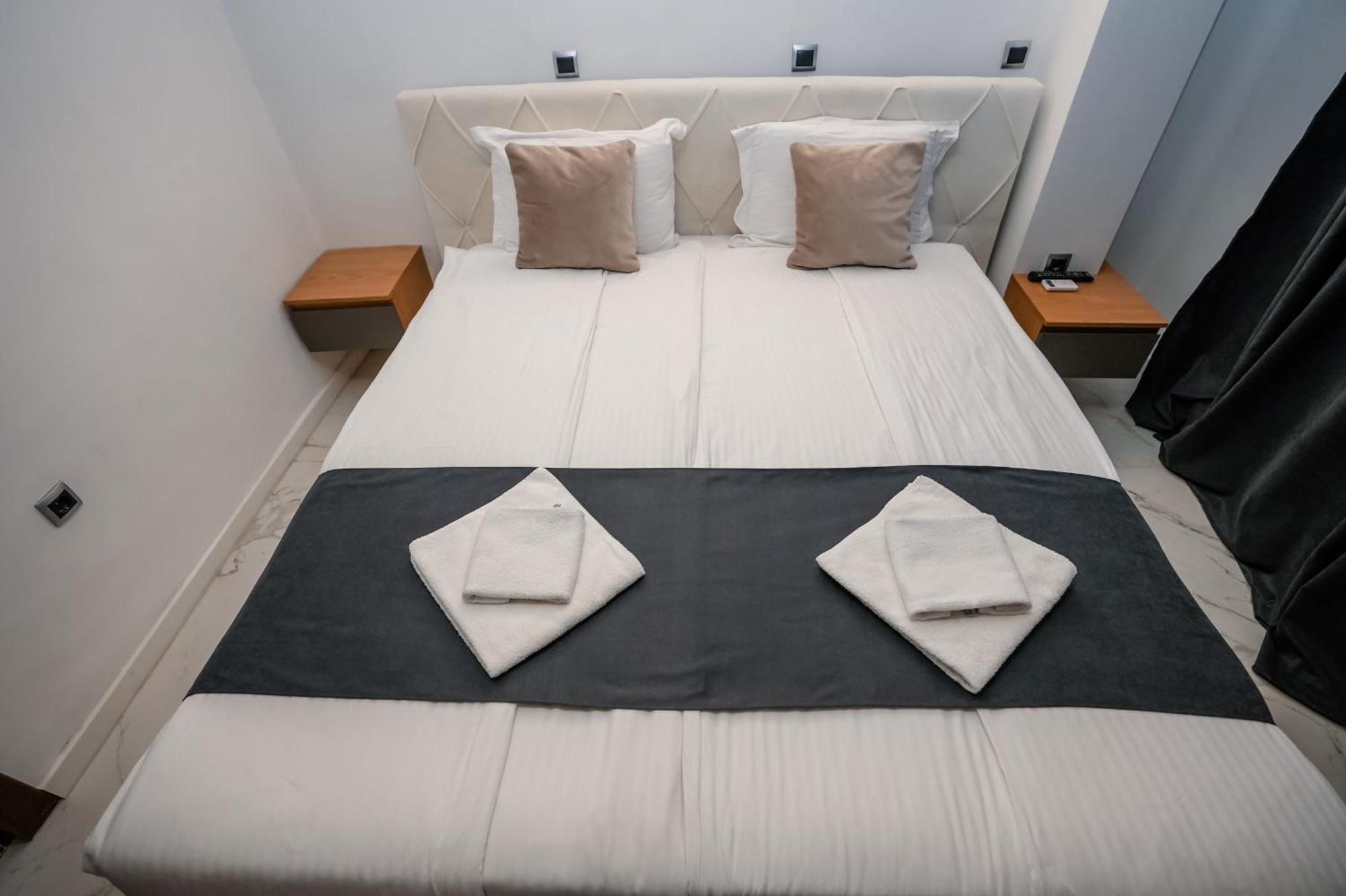 Delago Apartment โอครีด ภายนอก รูปภาพ